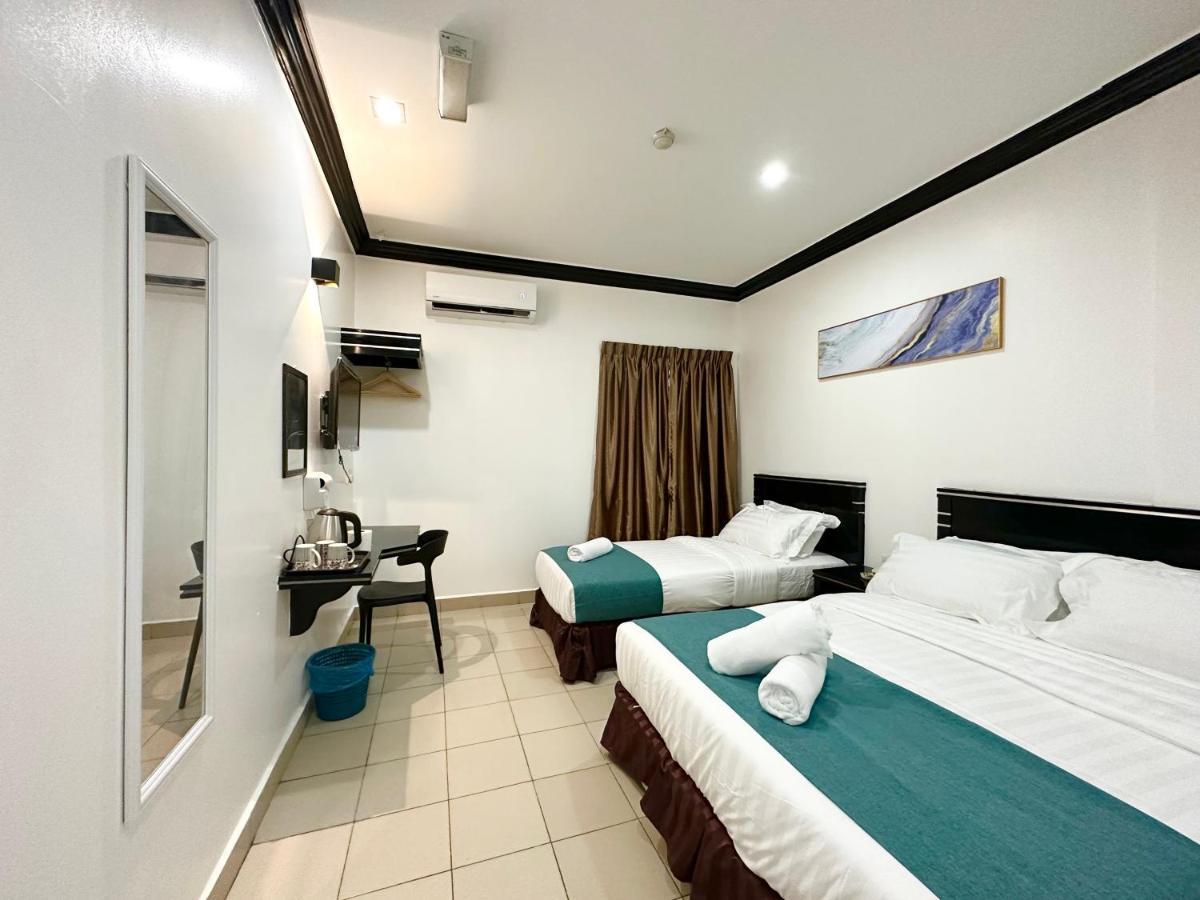 Hotel Tourist City Centre By Hotspot Essential Kota Kinabalu Esterno foto