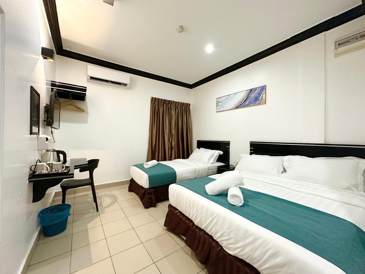 Hotel Tourist City Centre By Hotspot Essential Kota Kinabalu Esterno foto