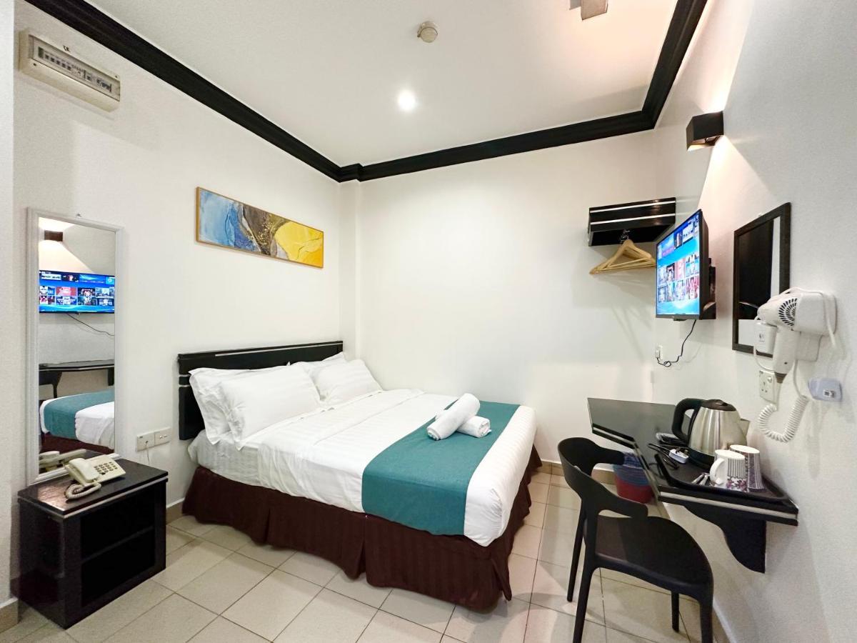 Hotel Tourist City Centre By Hotspot Essential Kota Kinabalu Esterno foto