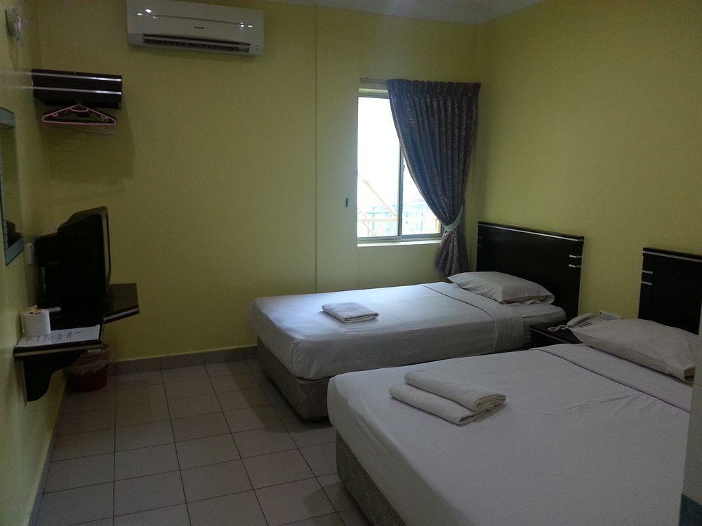 Hotel Tourist City Centre By Hotspot Essential Kota Kinabalu Esterno foto
