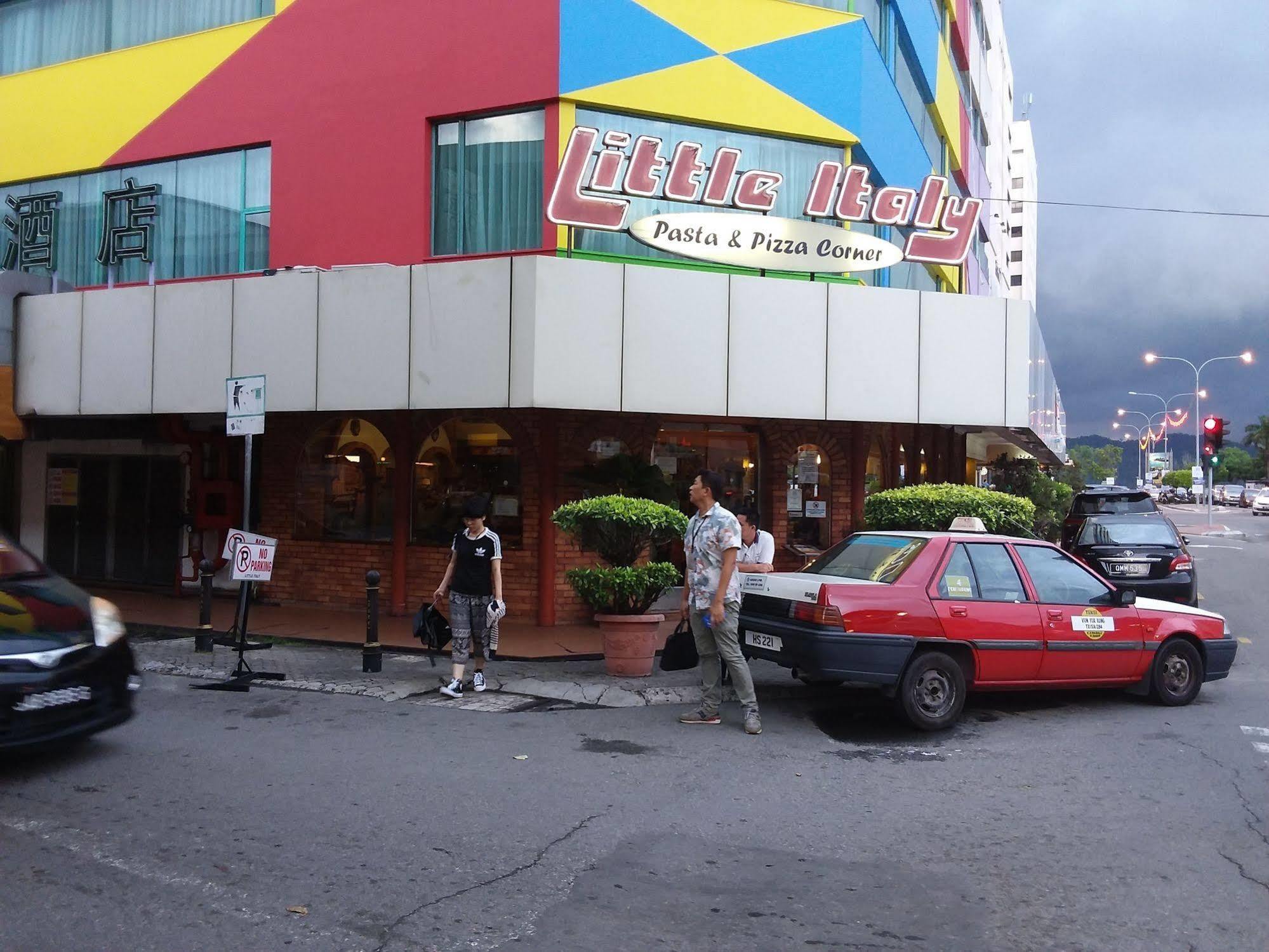Hotel Tourist City Centre By Hotspot Essential Kota Kinabalu Esterno foto